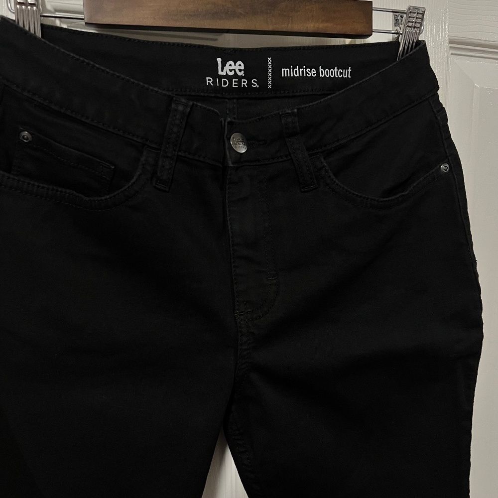 Lee Rider's Midrise Bootcut Black Jeans, size 8P